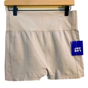 Joy Lab Athletic Stretch Shorts Women’s Cream  L.